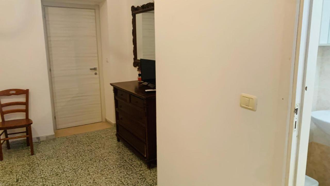 Colombo Apartment E Room Vieste Exterior photo