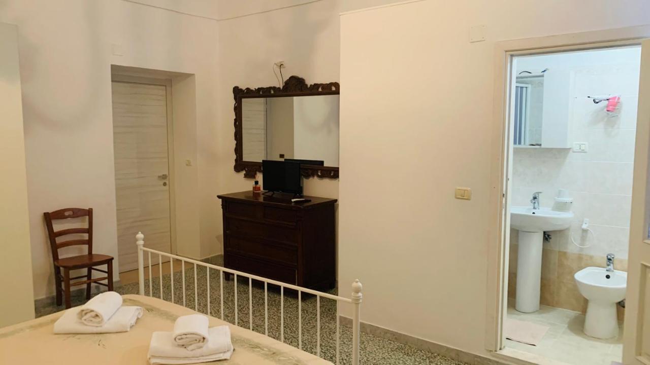 Colombo Apartment E Room Vieste Exterior photo